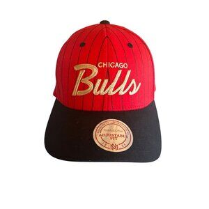 Chicago Bulls Adjustable Snapback Hat Red & Black Mitchell & Ness NBA